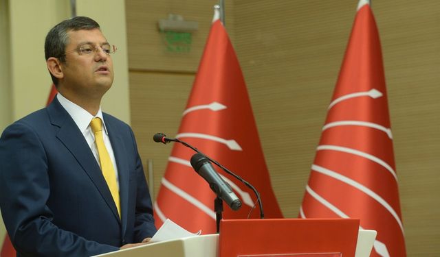 Yeni CHP Genel Başkanı Özgür özel kimdir?