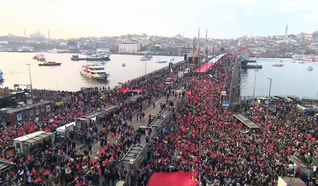 Şehitler ve Gazze için yürüyüş