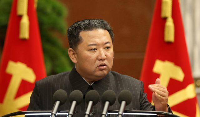 Başkan Kim Jong savaş hazırlığında