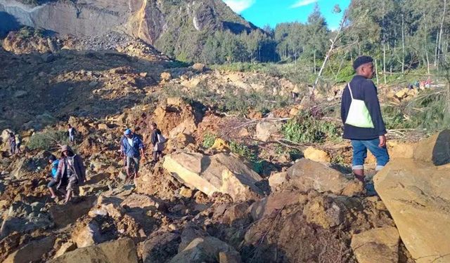 Papua Yeni Gine'de heyelan: Binlerce can kaybı!