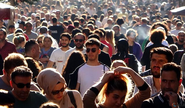 Türkiye'de doğumda beklenen yaşam süresi, herkesin dikkatini çekti.