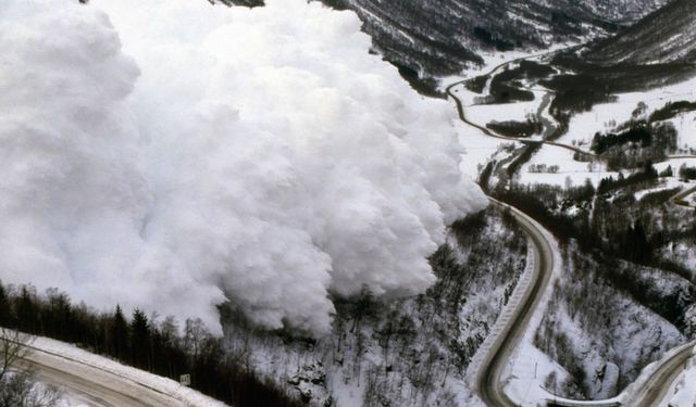 Meteorolojiden o şehir için çığ uyarısı.