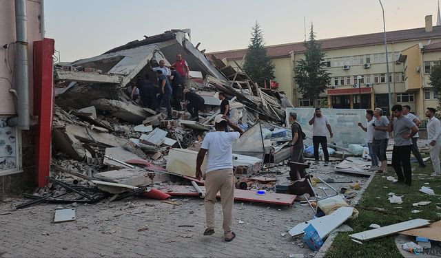 Bakan Kurum açıkladı! Balıkesir'de hasar-tespit çalışmasında son durum.