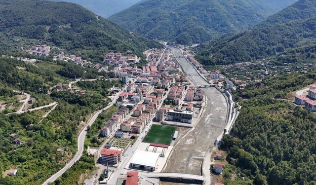 Büyük sel felaketinin 4. yılında bir ilçe baştan inşa edildi.