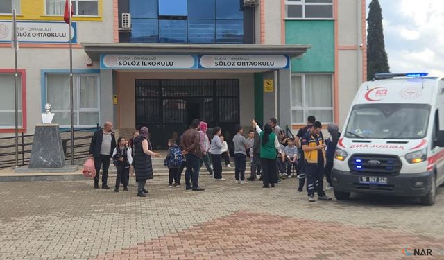 Şinitzel ve makarna yiyen öğrenciler hastaneye kaldırıldı