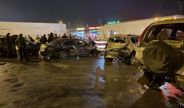 Otoyol'da feci kaza: Tır sürücüsü yaşananları anlattı