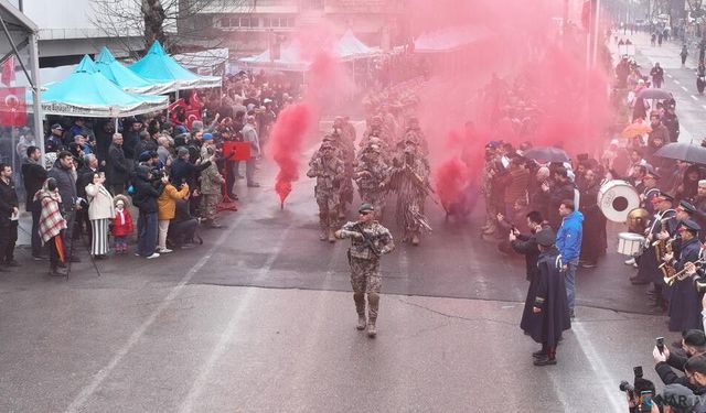 Kurtuluşun 106'ıncı yılında Kahramanmaraş tek yürek oldu