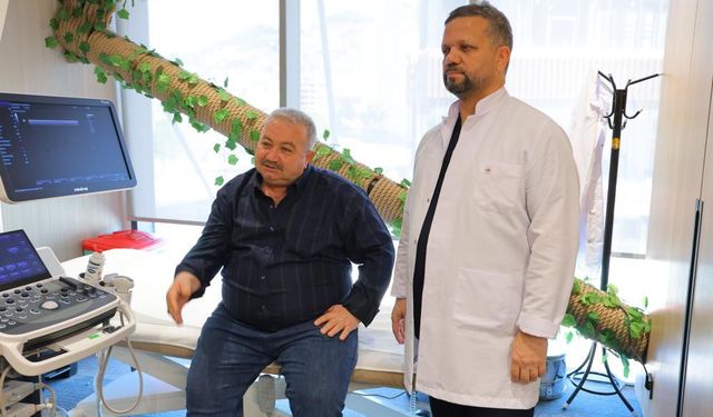 Tekerlekli Sandalyeyle Geldi, Kendi Ayaklarıyla Çıktı!