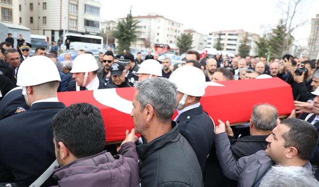 Şehit polis Seçkin Yalçın son yolculuğuna uğurladı