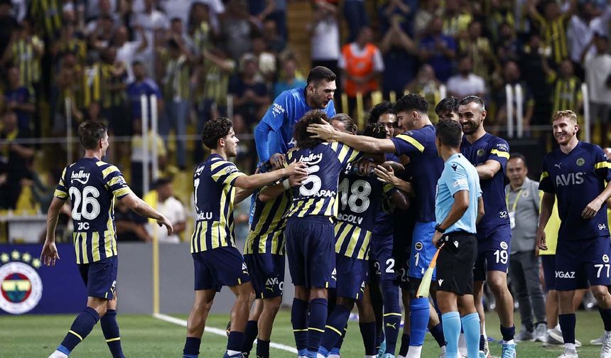Fenerbahçe Turu Kadıköy'de Garantiledi