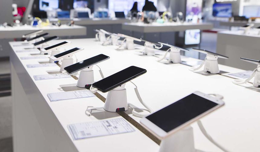 Öğrencilere telefon ve bilgisayar desteğinin detayları belli oldu mu ?