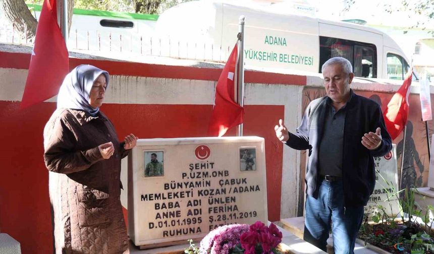 Baba, şehit oğlunun kabrinden neden ayrılmıyor?