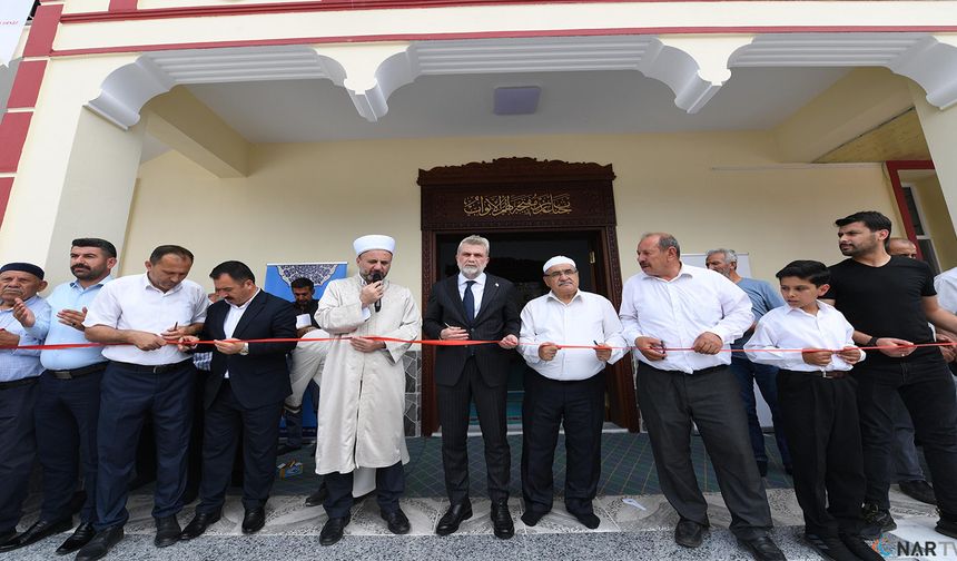 Dulkadiroğlu Osmangazi Camii ibadete açıldı.