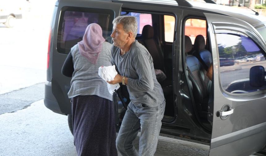 Bir bayram klasiği: Acemi kasaplar acillerin yolunu tuttu.
