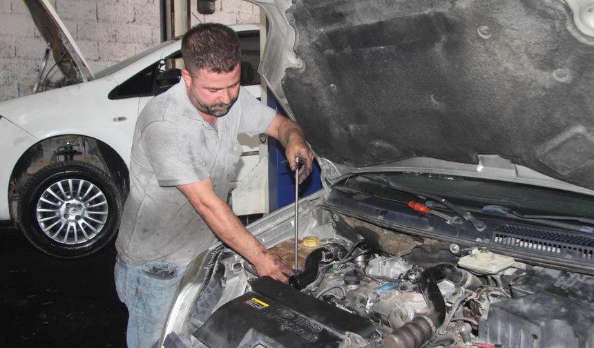 Oto tamirciler, 50 bin TL'ye çalıştıracak eleman bulamıyor.