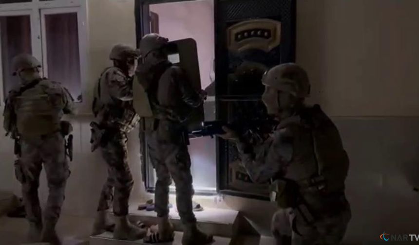 Göçmen kaçakçılarına şafak operasyonu: 10 tutuklama.