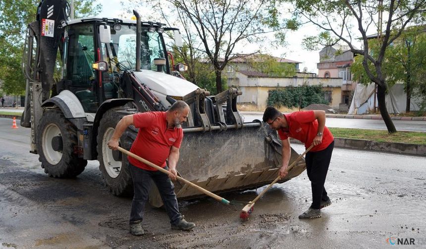 Kahramanmaraş'ta yağış sonrası temizlik.