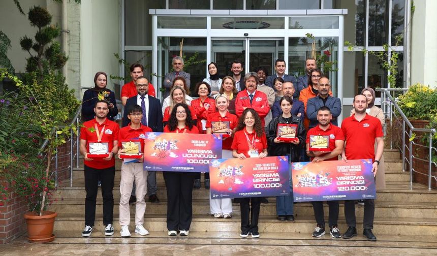 Rektör Yılmaz’dan TEKNOFEST şampiyonlarına özel tebrik.