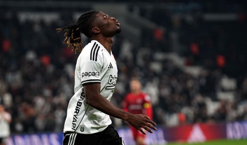 Beşiktaş büyük maçlarda skoru koruyamıyor