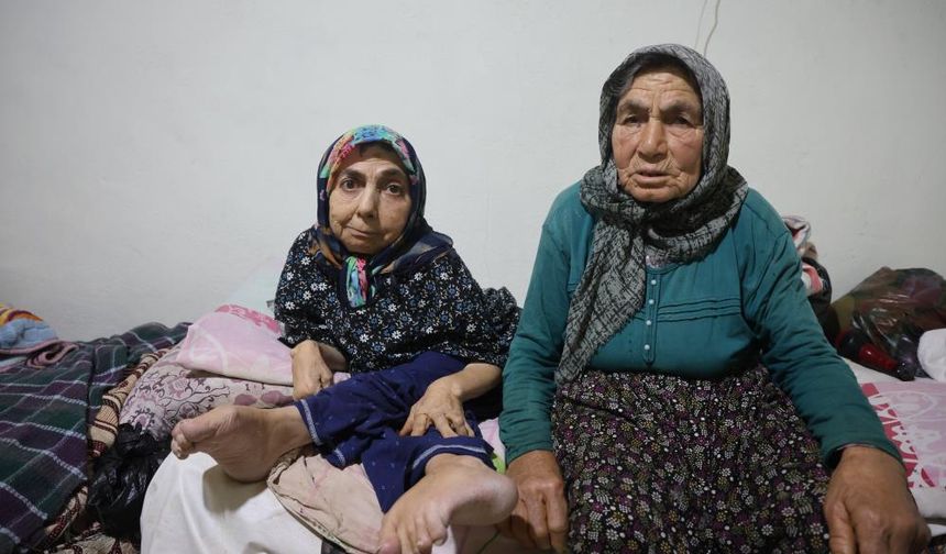 Bedensel Engelli kızına ömrünü adadı.