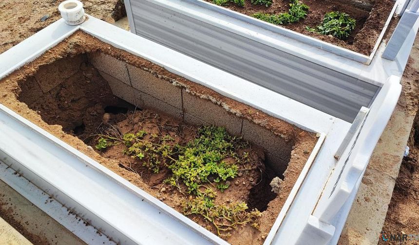 Mezarlar selde çöktü aileler isyan etti