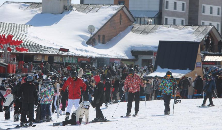 Erciyes'e sömestir bereketi: 1.4 milyon turist ziyaret etti.
