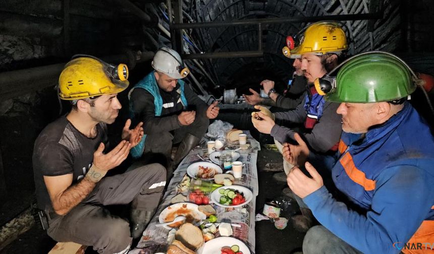 Madencilerin yerin 120 metre altında ilk sahur heyecanı