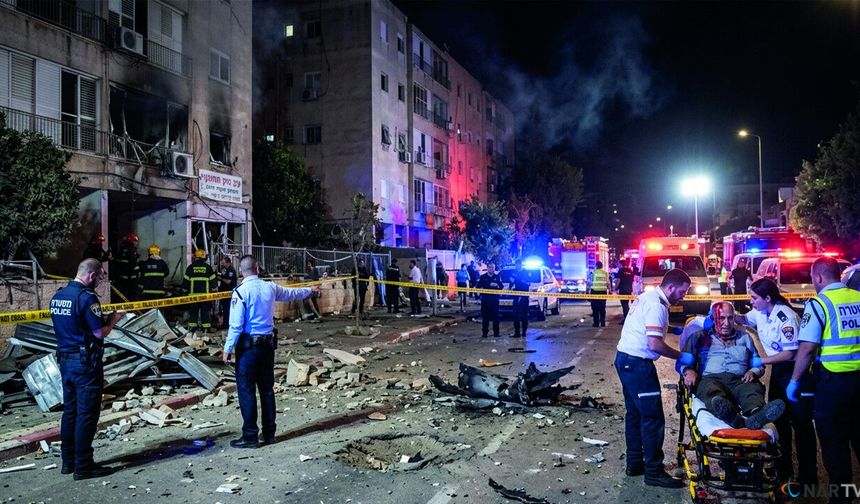 İran’dan Kudüs’e füze saldırısı: Çok sayıda yaralı var