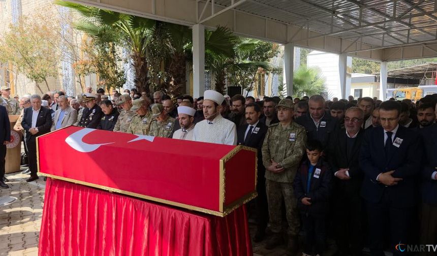 Şehit Uzman Çavuş Yusuf Açay Son Yolculuğuna Gözyaşları İle Uğurlandı