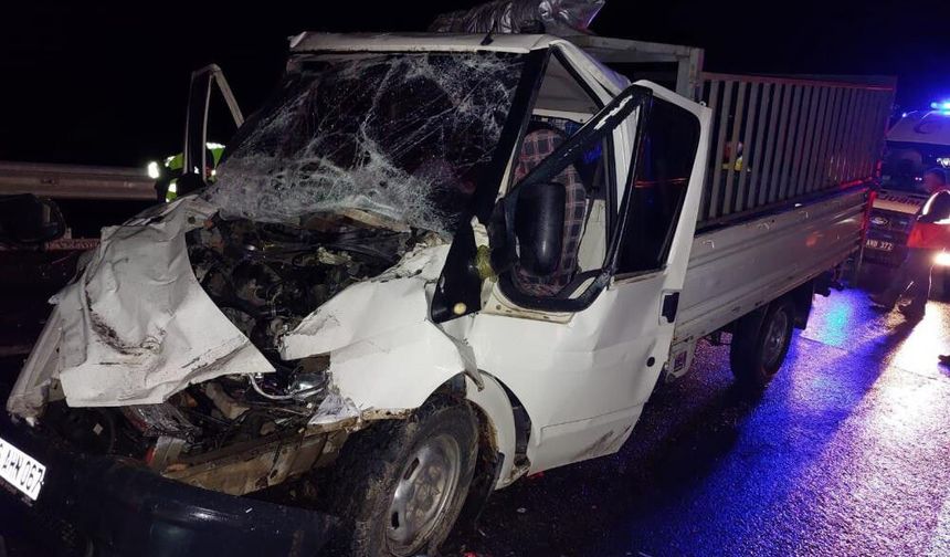 Sağanak yağış kazaları beraberinde getirdi