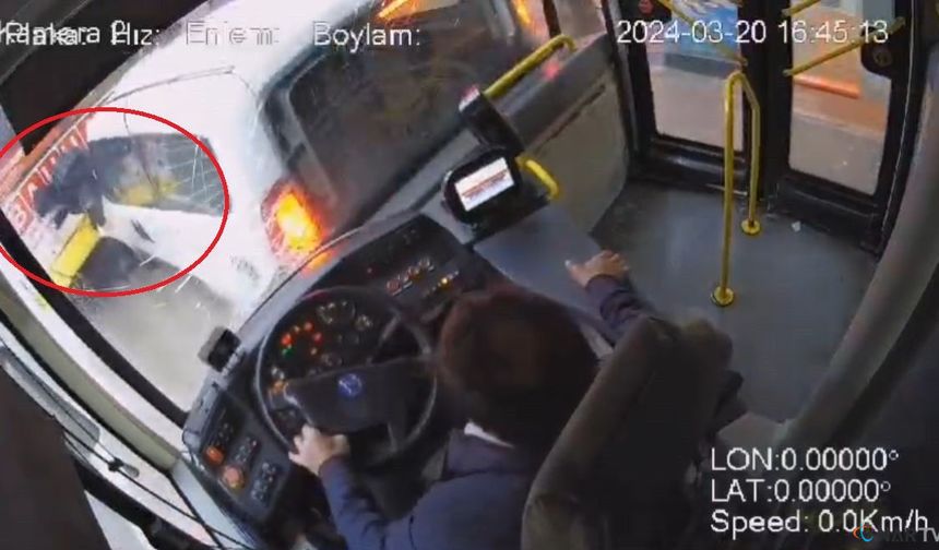 Lise öğrencisi iki aracın arasında böyle sıkıştı.